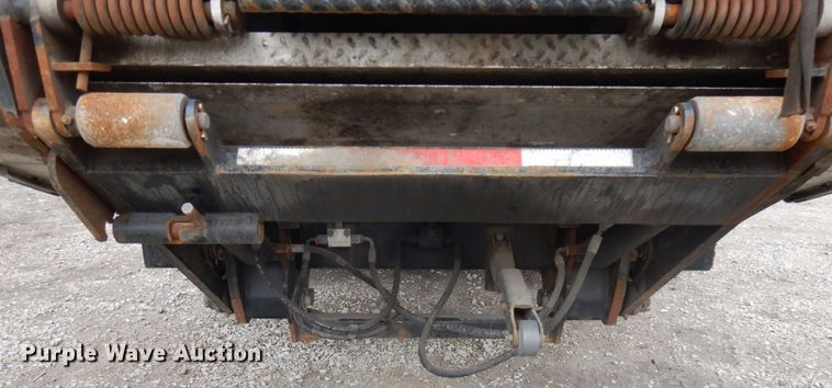 image for item IT9432 2007 Freightliner Business Class M2  box truck