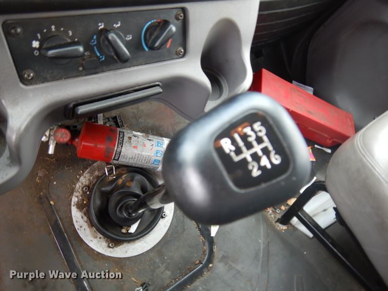 image for item IT9432 2007 Freightliner Business Class M2  box truck