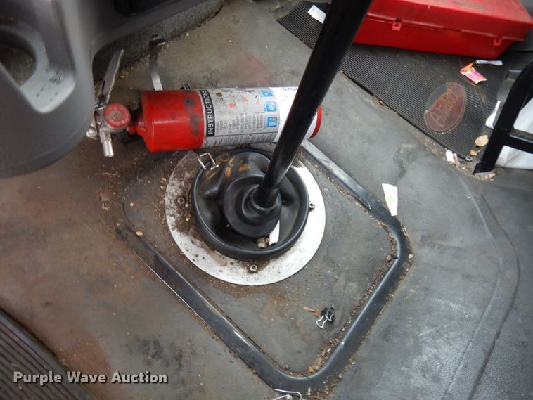 image for item IT9432 2007 Freightliner Business Class M2  box truck