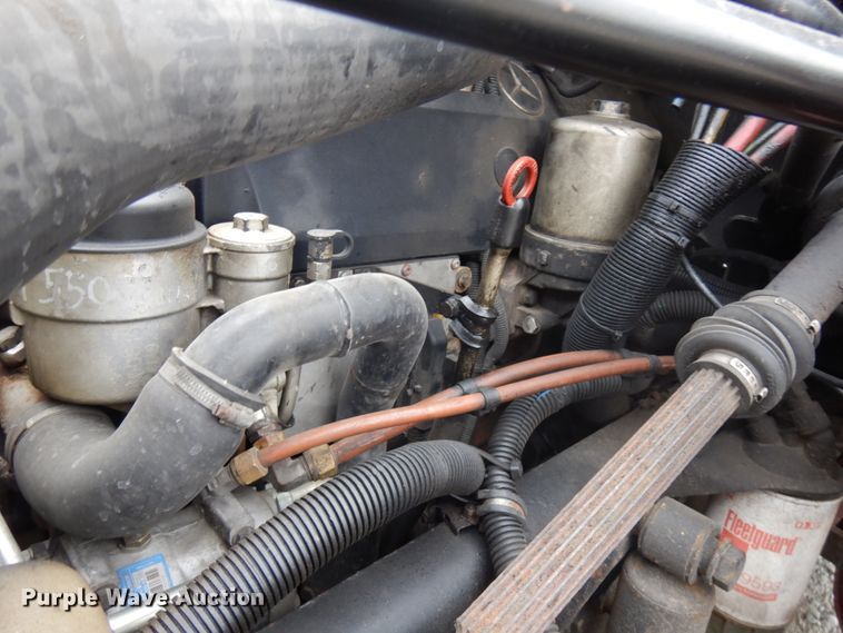 image for item IT9432 2007 Freightliner Business Class M2  box truck