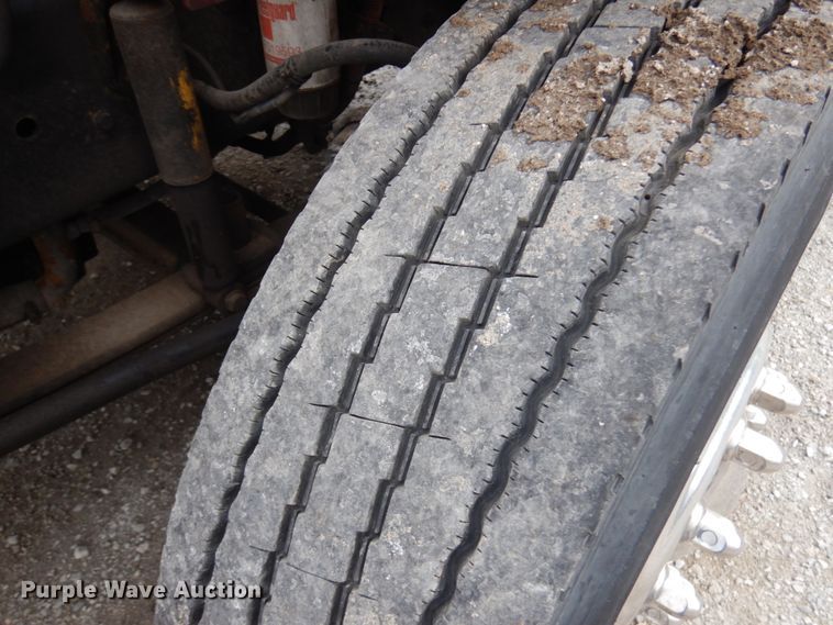 image for item IT9432 2007 Freightliner Business Class M2  box truck