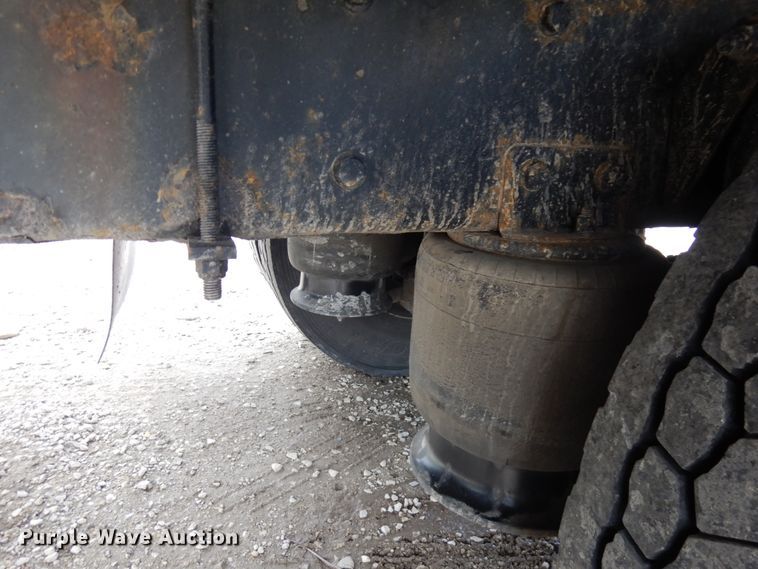 image for item IT9432 2007 Freightliner Business Class M2  box truck