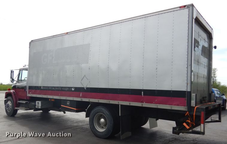 image for item IT9434 2000 Freightliner FL60  box truck