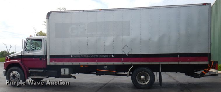 image for item IT9434 2000 Freightliner FL60  box truck