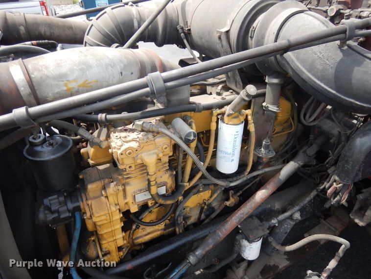 image for item IT9437 1992 Peterbilt 377  fuel truck