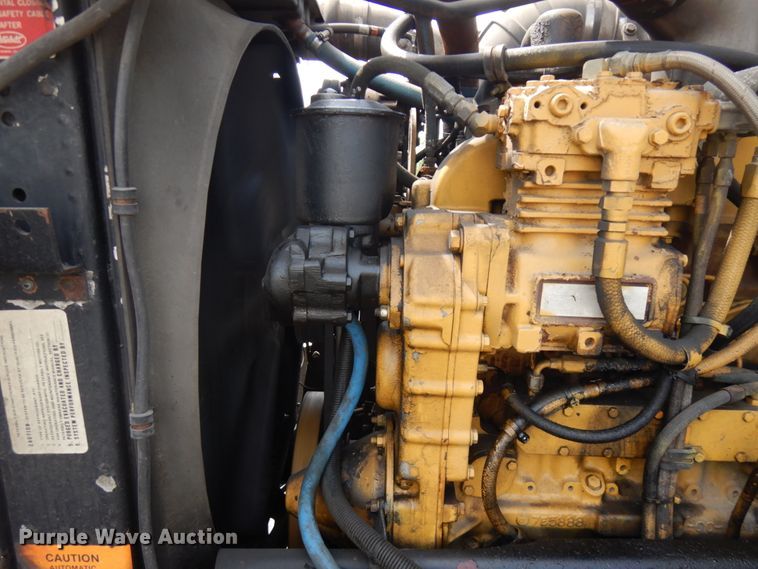 image for item IT9437 1992 Peterbilt 377  fuel truck