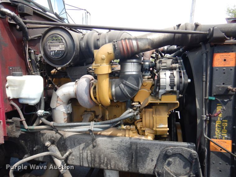 image for item IT9437 1992 Peterbilt 377  fuel truck