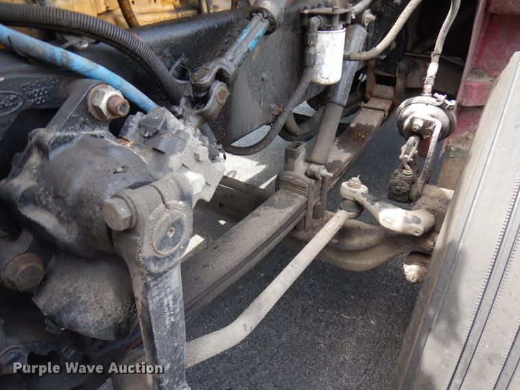 image for item IT9437 1992 Peterbilt 377  fuel truck