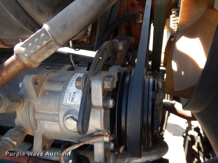 image for item IT9455 1999 Mack CH613  semi truck