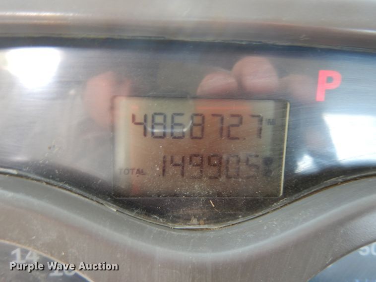 image for item IT9478 2001 Mack CH613  semi truck