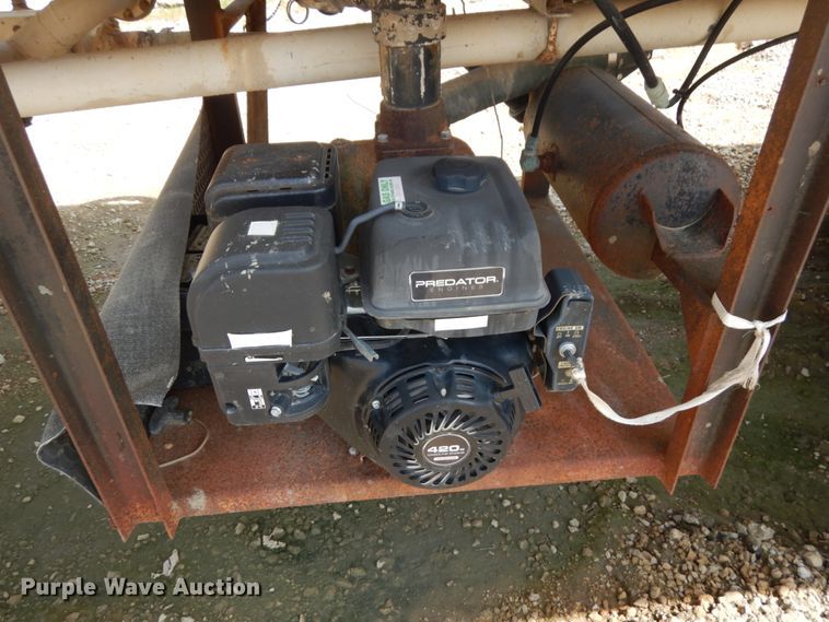 image for item IT9480 1970 Fruehauf  tank trailer