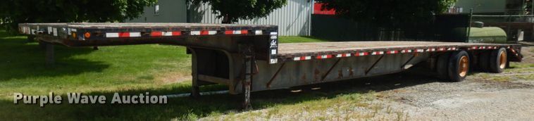image for item IT9481 2000 Jet  drop deck equipment trailer