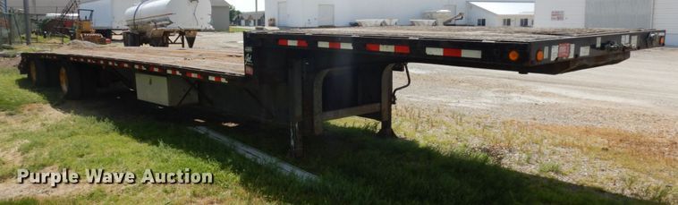 image for item IT9481 2000 Jet  drop deck equipment trailer