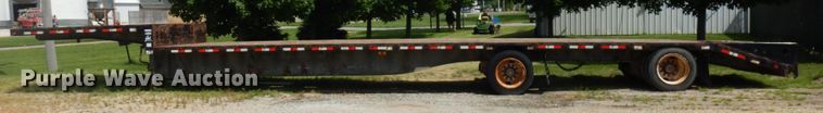 image for item IT9481 2000 Jet  drop deck equipment trailer