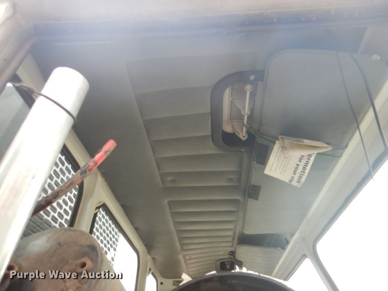 image for item JY9955 2001 Crane Carrier  refuse truck