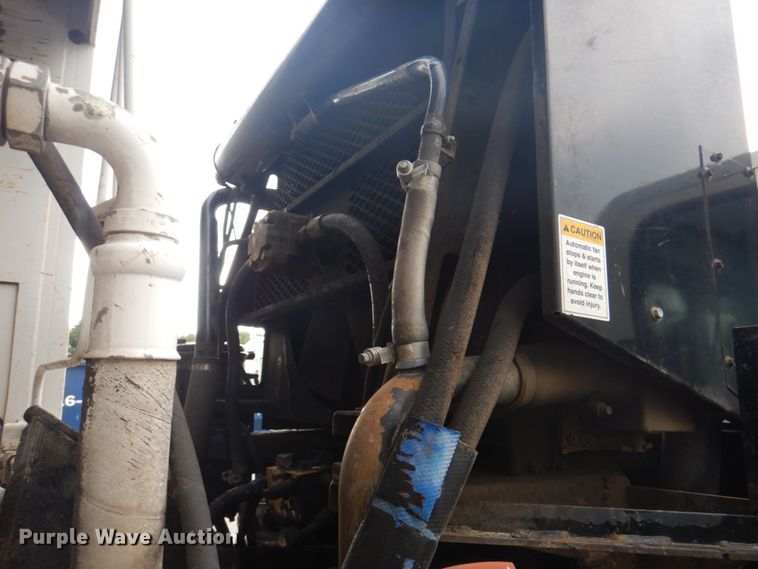 image for item JY9955 2001 Crane Carrier  refuse truck