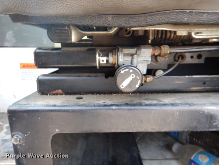 image for item JY9956 2003 Crane Carrier  refuse truck