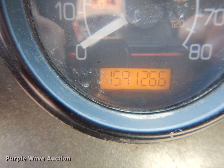 image for item JY9956 2003 Crane Carrier  refuse truck