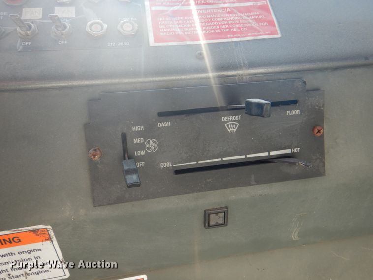 image for item JY9956 2003 Crane Carrier  refuse truck