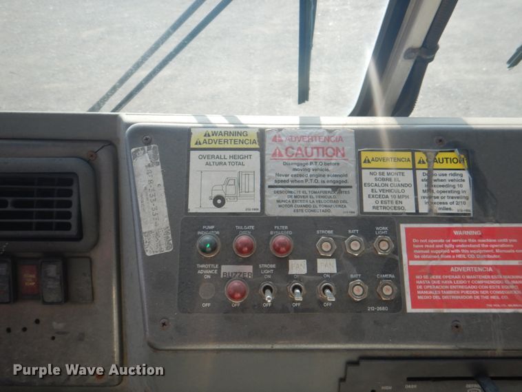 image for item JY9956 2003 Crane Carrier  refuse truck