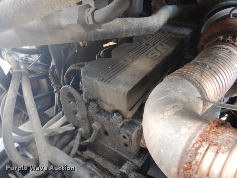 image for item JY9956 2003 Crane Carrier  refuse truck