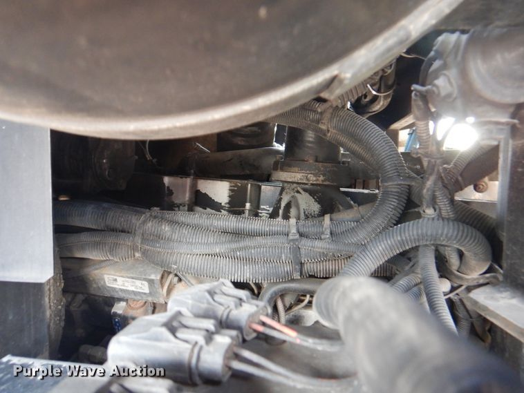 image for item JY9956 2003 Crane Carrier  refuse truck