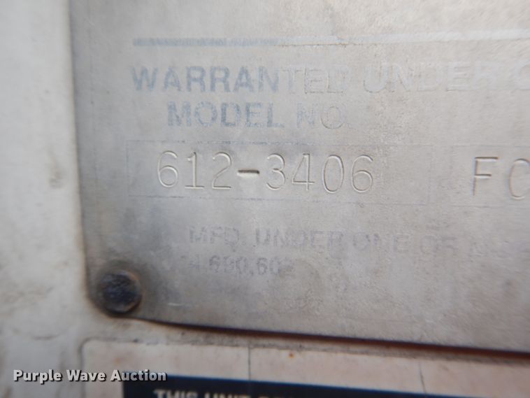 image for item JY9956 2003 Crane Carrier  refuse truck