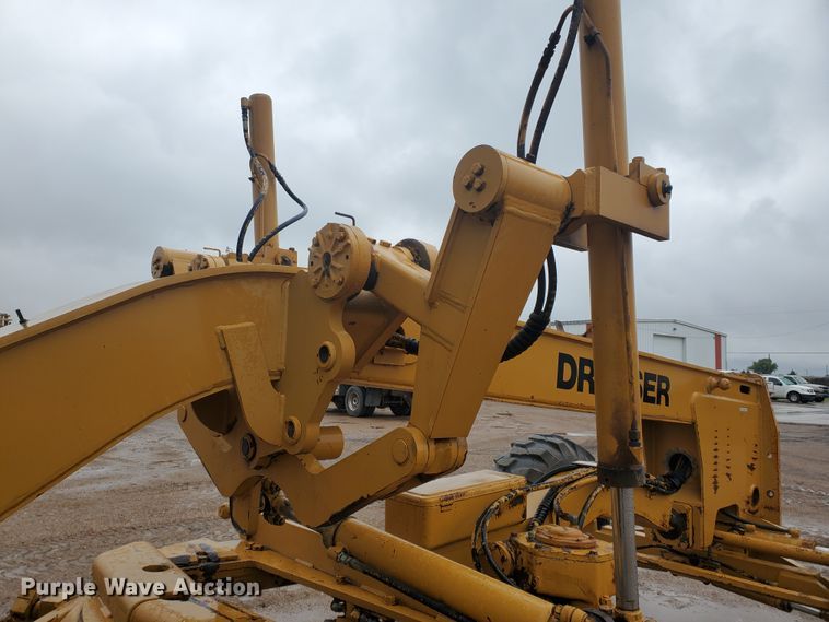 image for item DI4802 Dresser 850  motor grader