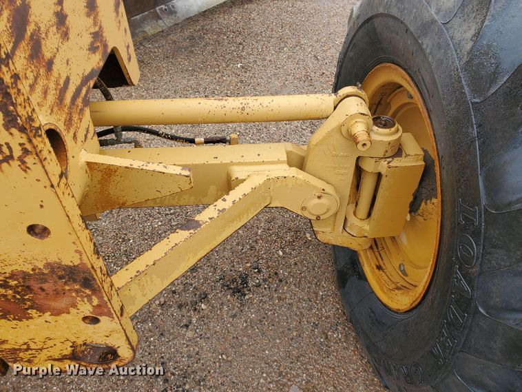 image for item DI4802 Dresser 850  motor grader