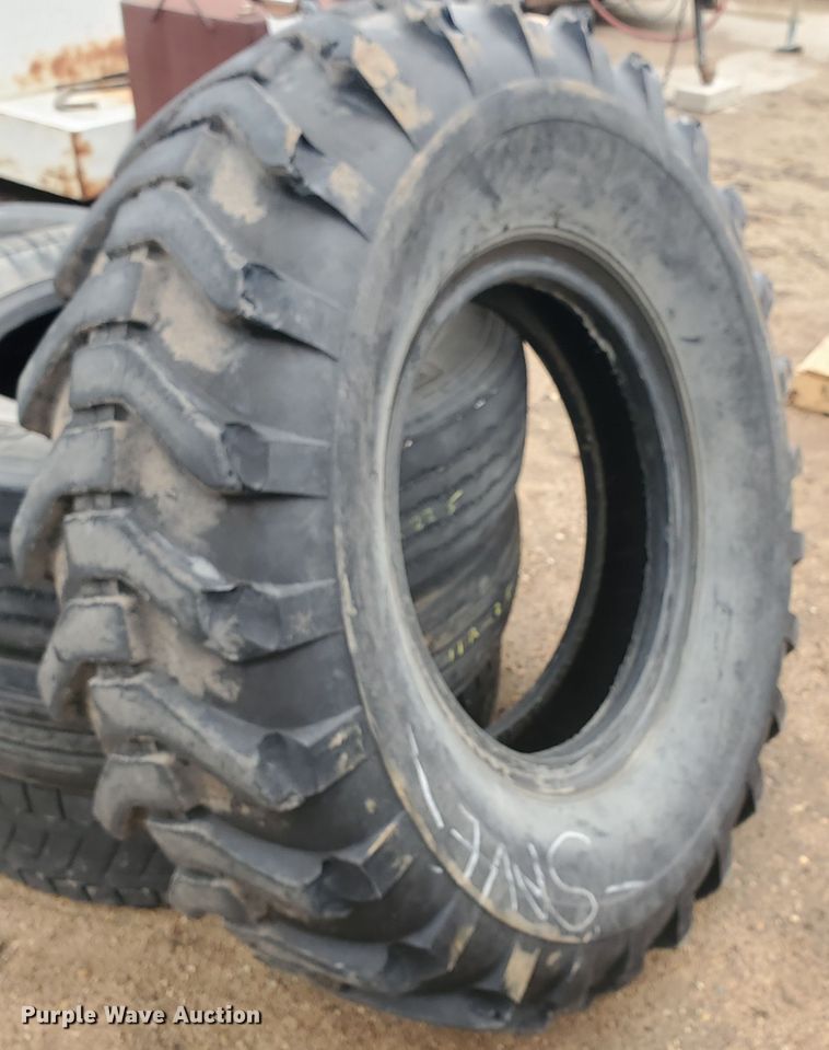 image for item DI4802 Dresser 850  motor grader