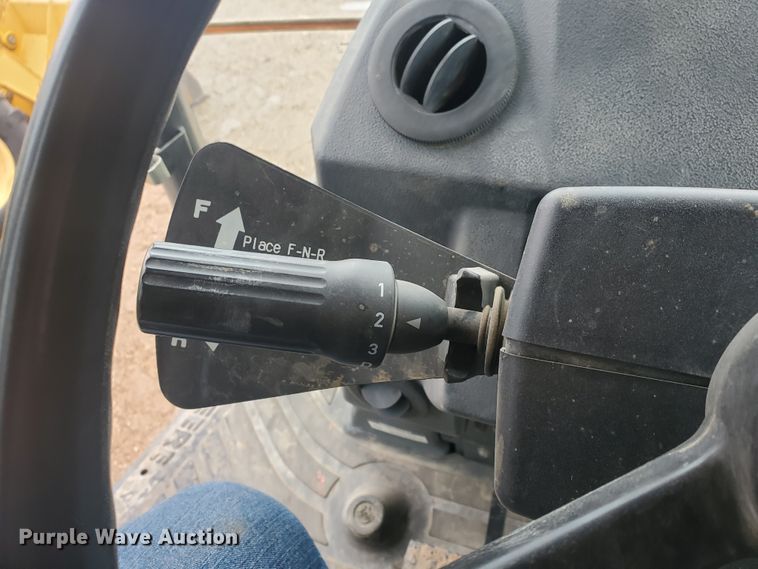 image for item DI4804 2012 John Deere 410K  backhoe