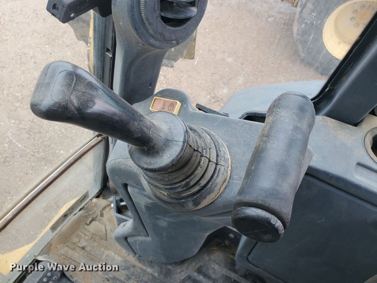 image for item DI4804 2012 John Deere 410K  backhoe