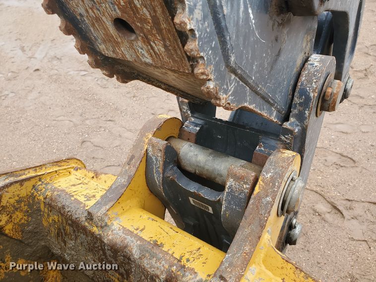 image for item DI4804 2012 John Deere 410K  backhoe