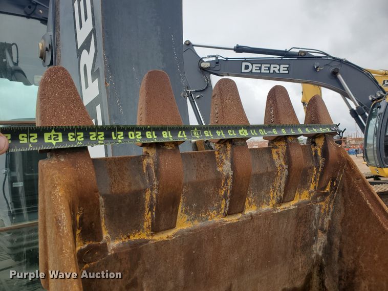 image for item DI4804 2012 John Deere 410K  backhoe