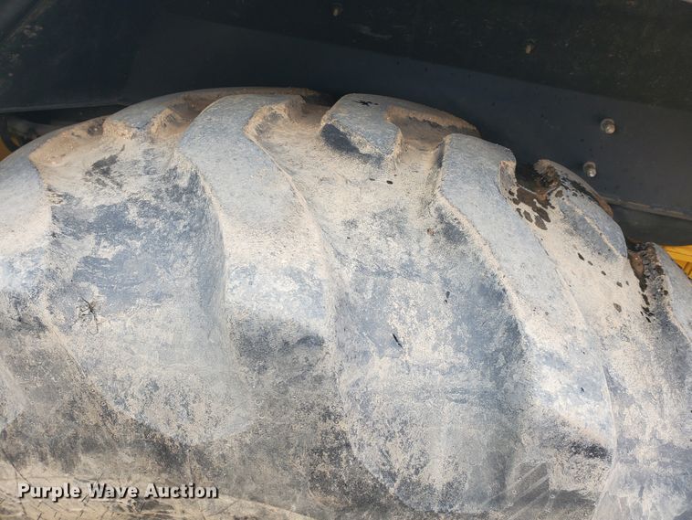 image for item DI4804 2012 John Deere 410K  backhoe