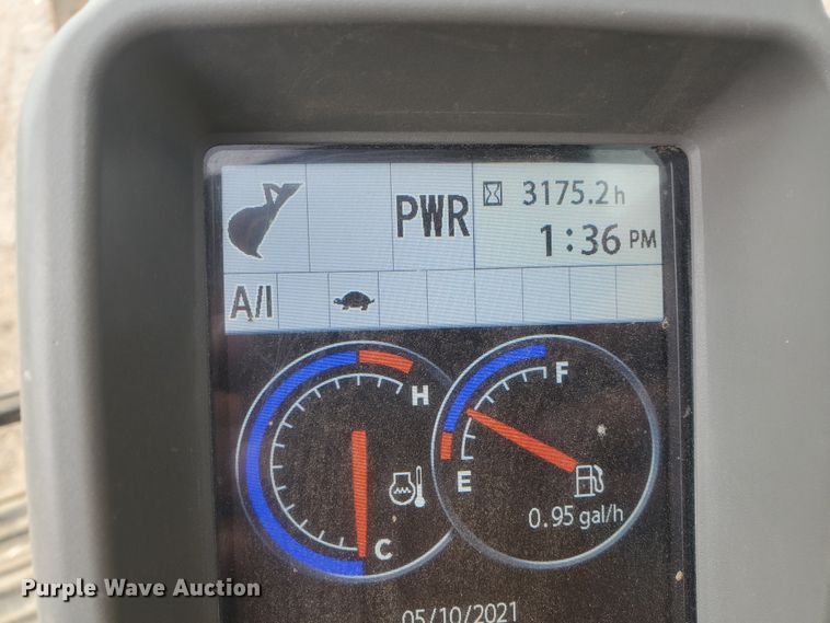 image for item DI4805 2012 John Deere 210G LC  excavator