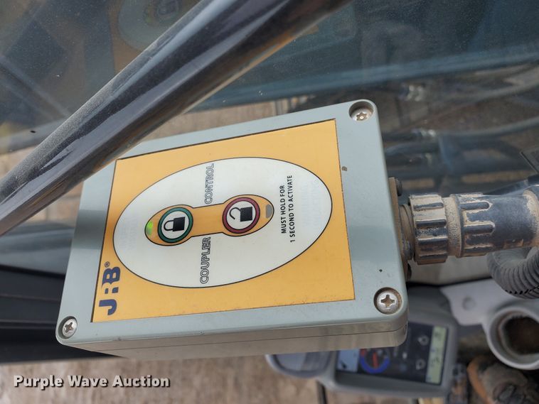 image for item DI4805 2012 John Deere 210G LC  excavator