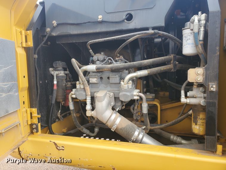 image for item DI4805 2012 John Deere 210G LC  excavator