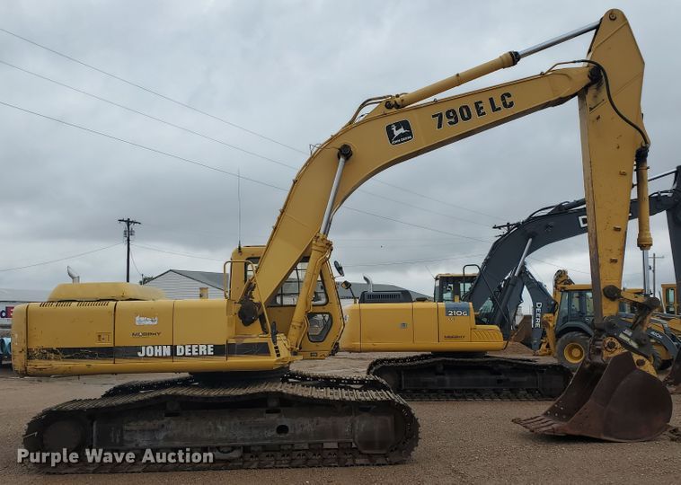 image for item DI4806 1995 John Deere 790E LC  excavator