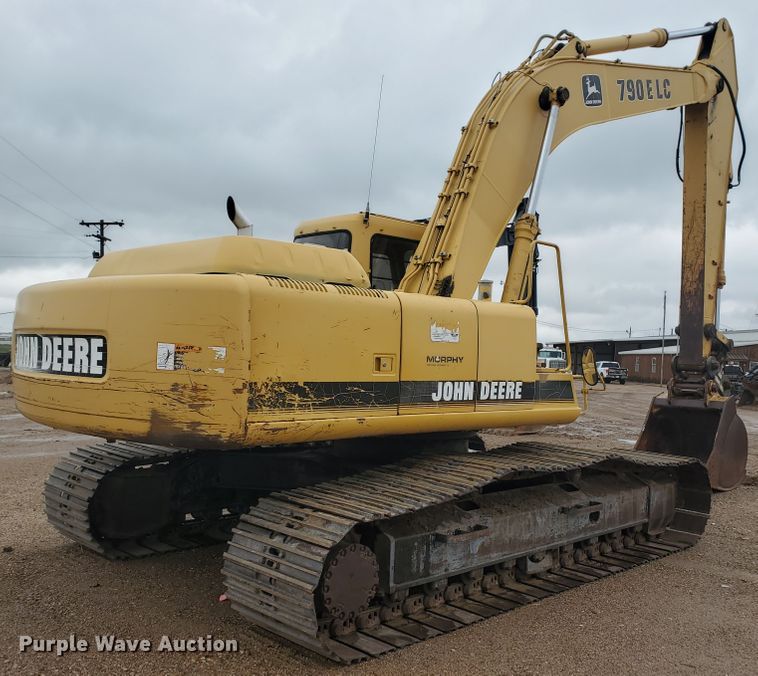 image for item DI4806 1995 John Deere 790E LC  excavator