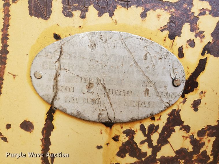 image for item DI4806 1995 John Deere 790E LC  excavator