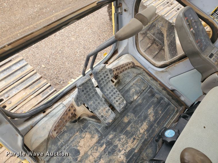 image for item DI4806 1995 John Deere 790E LC  excavator