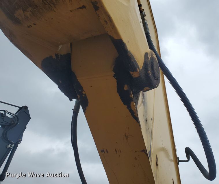 image for item DI4806 1995 John Deere 790E LC  excavator