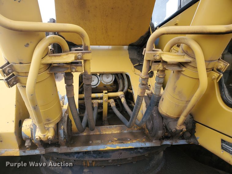 image for item DI4806 1995 John Deere 790E LC  excavator