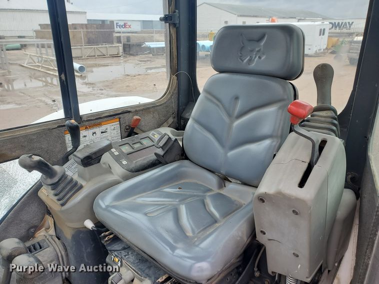 image for item DI4807 2003 Bobcat 435ZHS  mini excavator