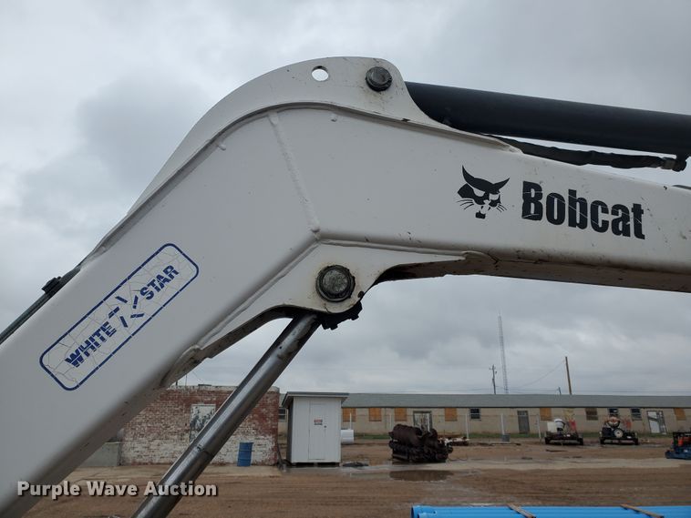 image for item DI4807 2003 Bobcat 435ZHS  mini excavator