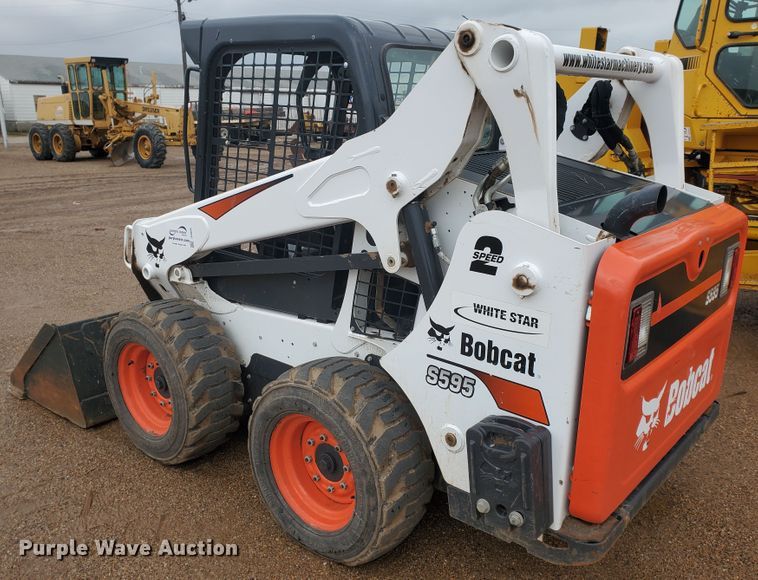 image for item DI4808 2018 Bobcat S595  skid steer loader