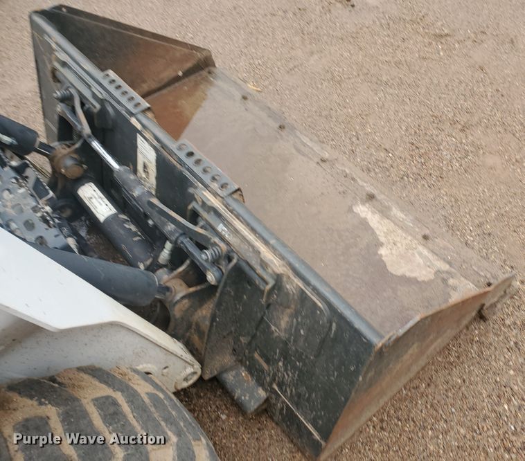 image for item DI4808 2018 Bobcat S595  skid steer loader