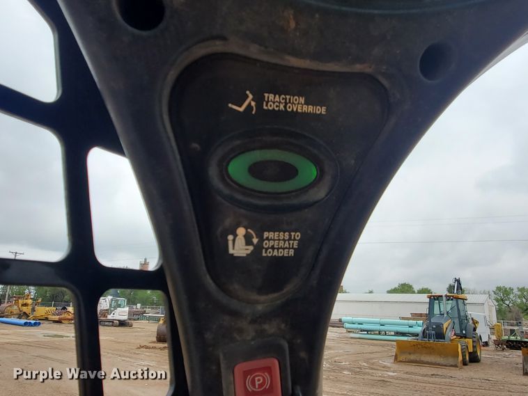 image for item DI4808 2018 Bobcat S595  skid steer loader