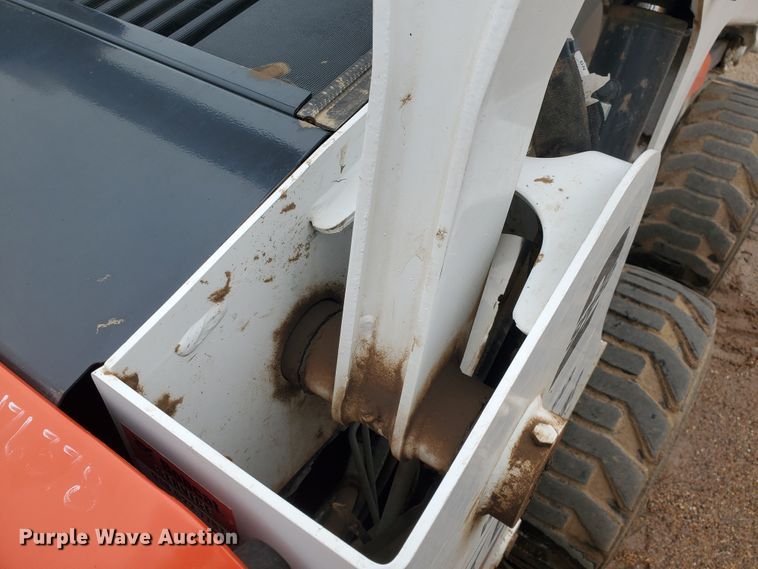 image for item DI4808 2018 Bobcat S595  skid steer loader